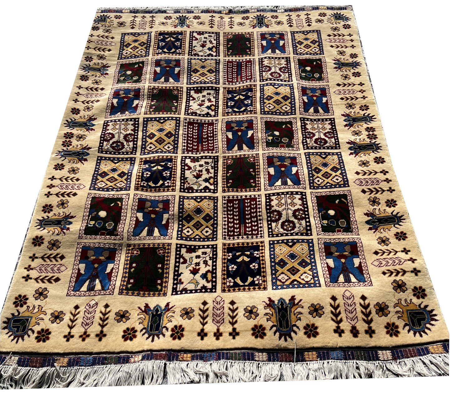 Afghan Gabbeh Pictorial Hand Knotted Masterpiece 5 x 7 ft