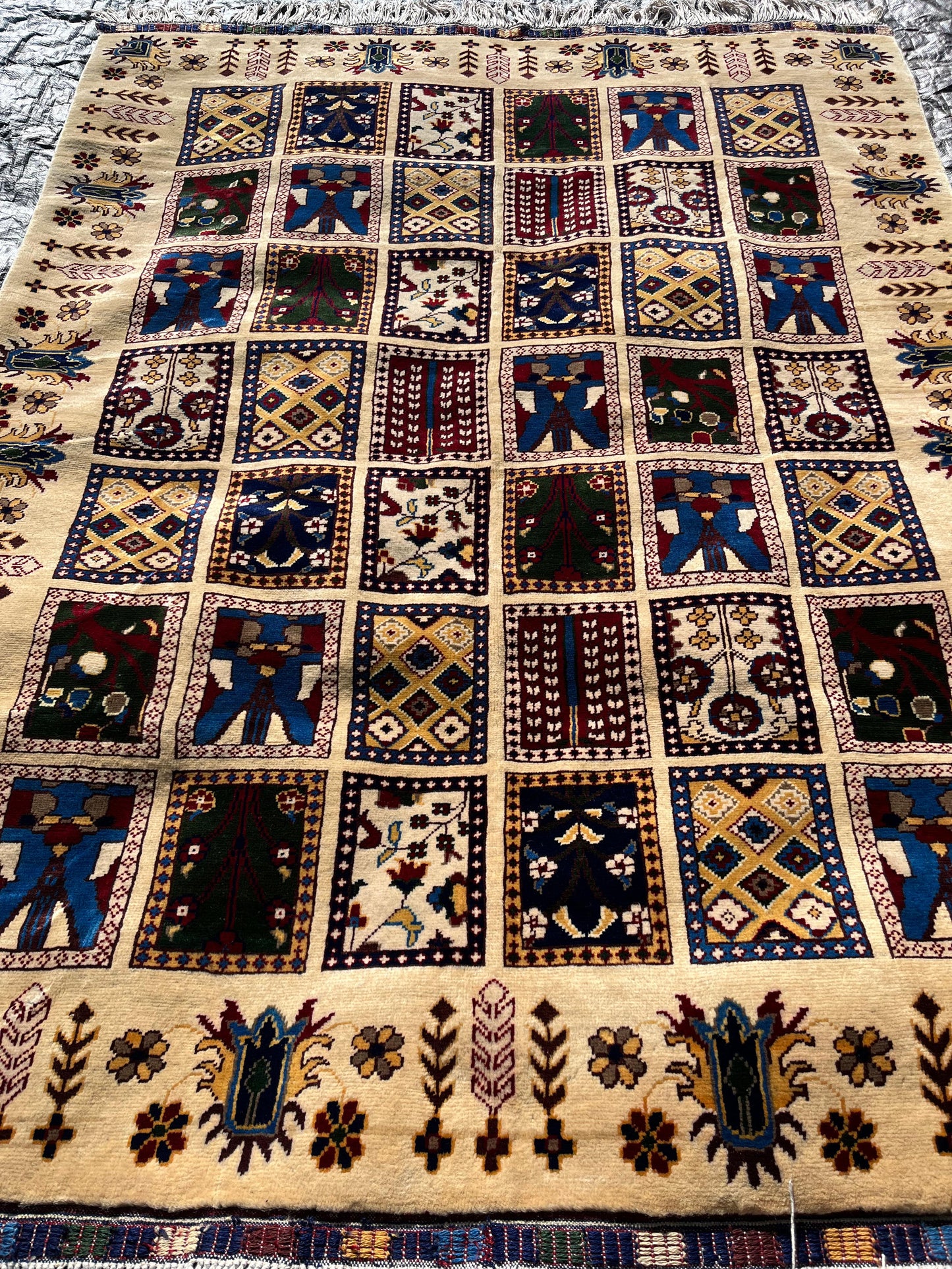 Afghan Gabbeh Pictorial Hand Knotted Masterpiece 5 x 7 ft