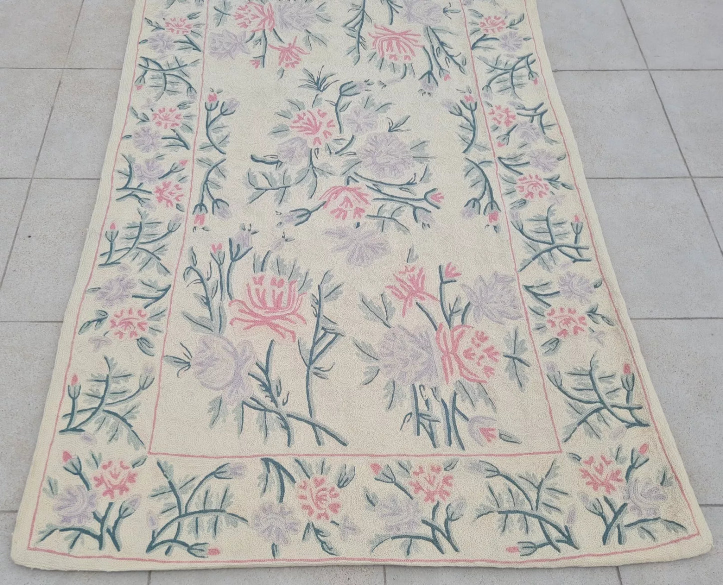 Hand Embroidered Needlework Vintage Kashmiri Textile Wall Hanging 5 x 3 Ft