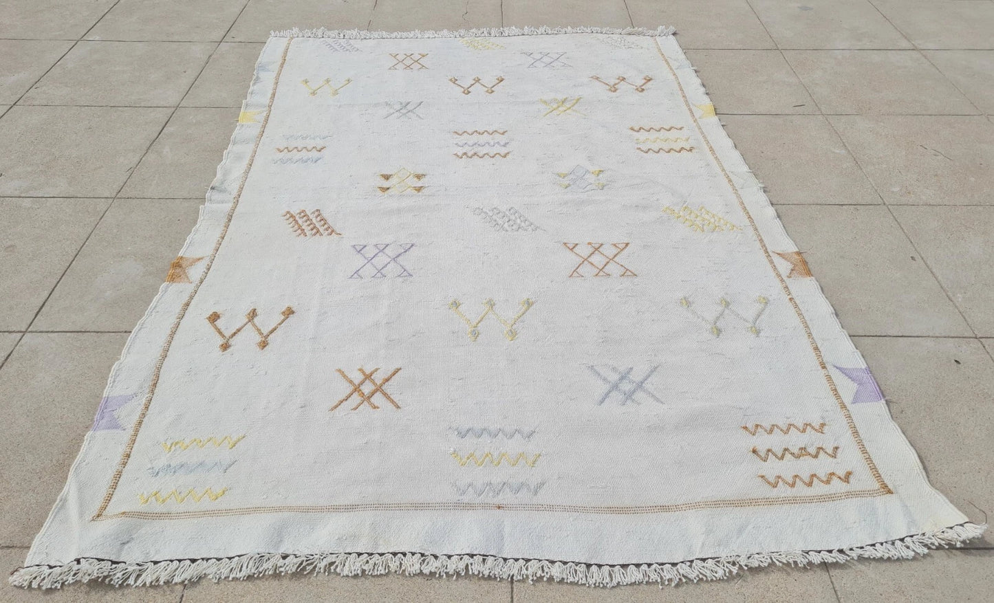 Hand Knotted Vintage Morocco Sumouk Kilim Kilm Silk Area Rug 4 x 3 Ft