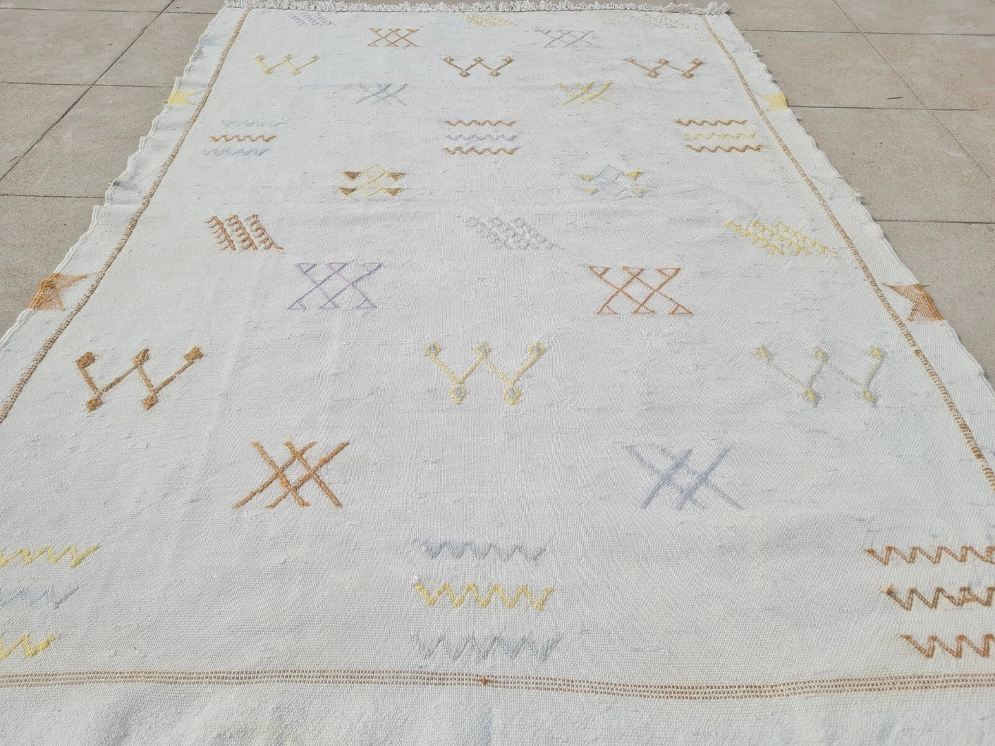 Hand Knotted Vintage Morocco Sumouk Kilim Kilm Silk Area Rug 4 x 3 Ft
