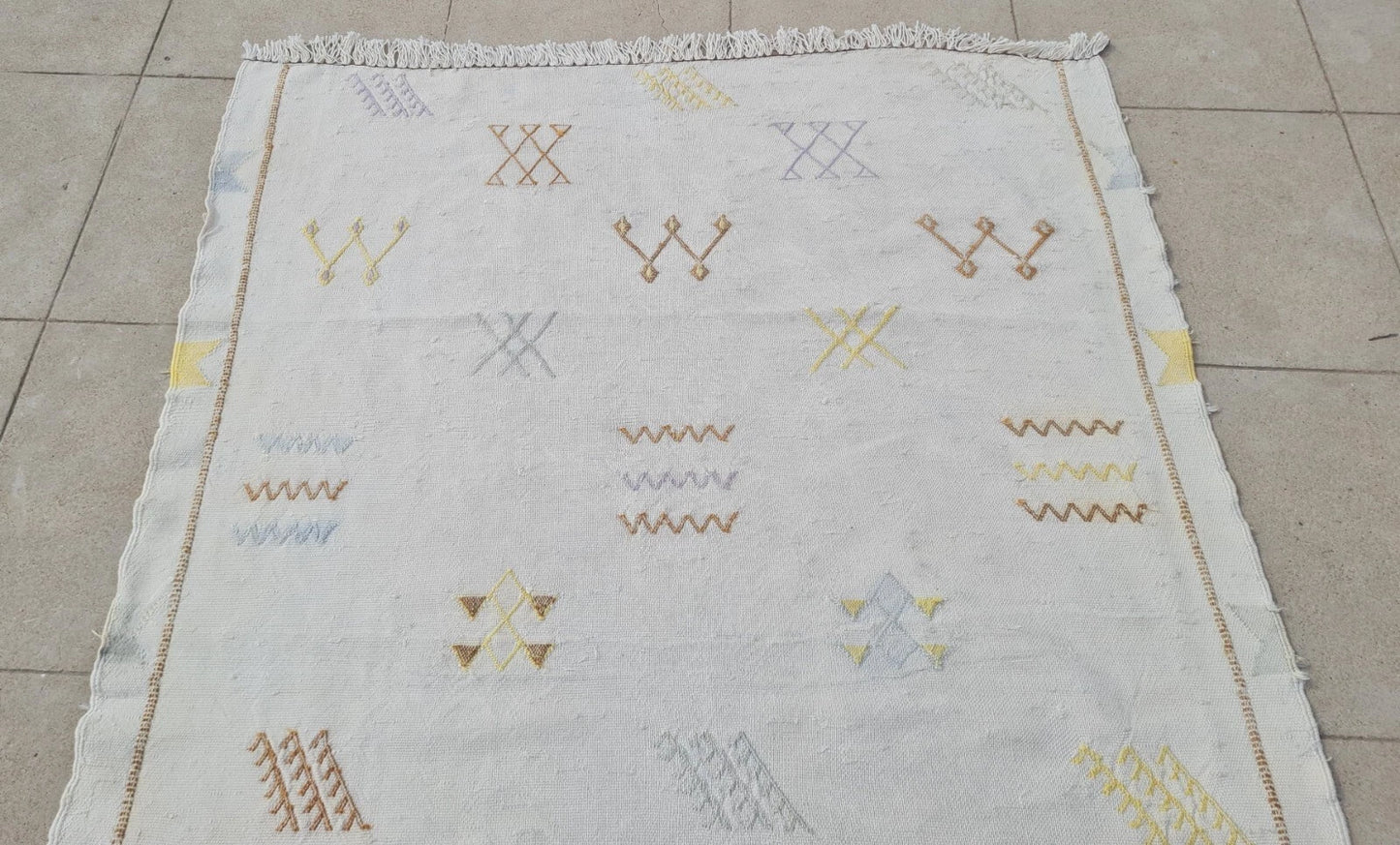 Hand Knotted Vintage Morocco Sumouk Kilim Kilm Silk Area Rug 4 x 3 Ft