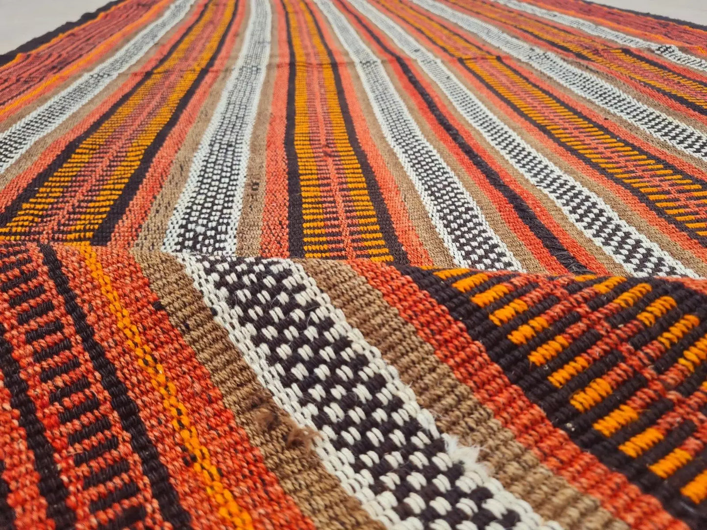 Authentic Hand Knotted Vintage Afghan Gajari Kilim Kilm Wool Area Rug 8 x 4 Ft