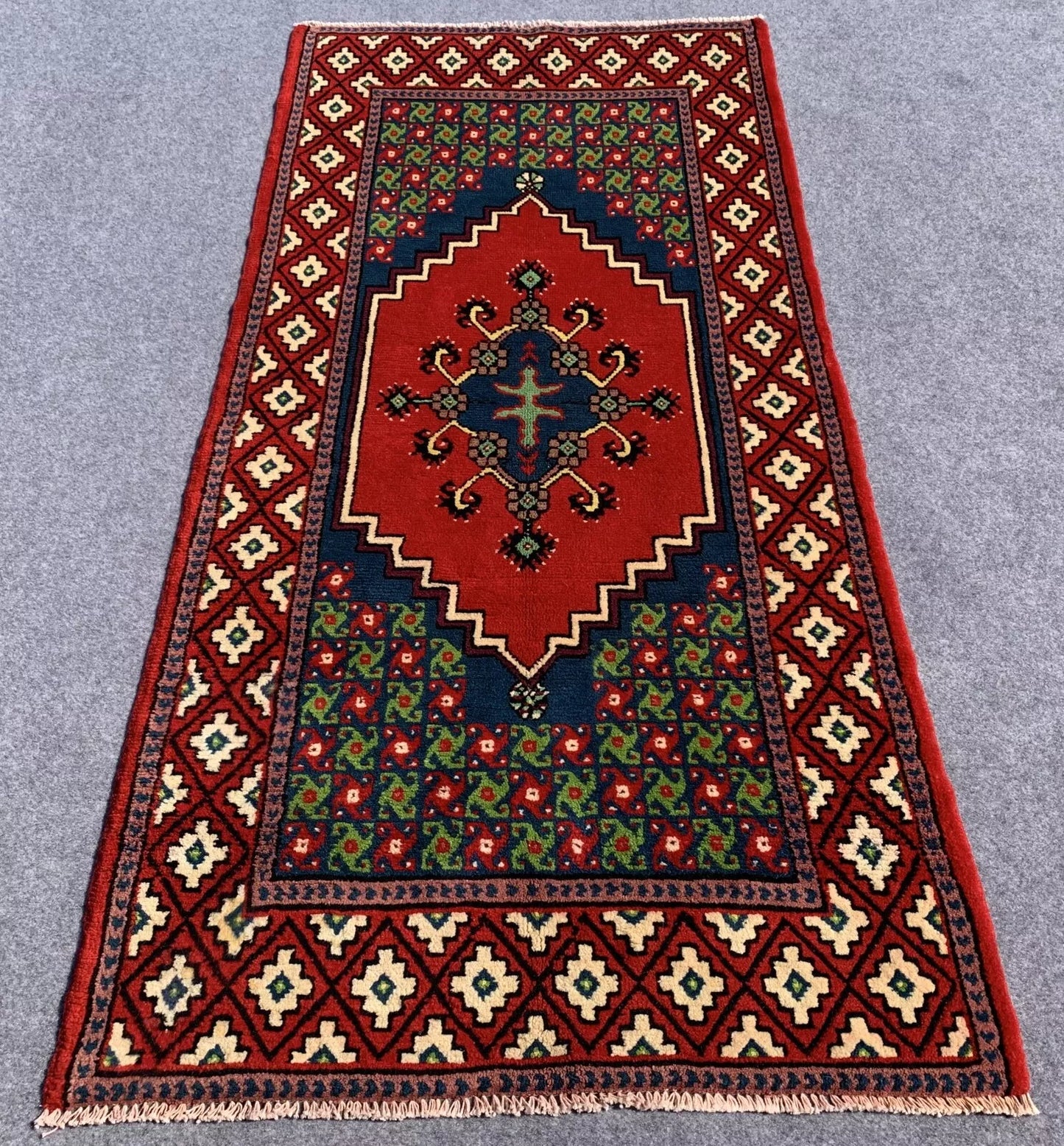 Authentic Hand Knotted Vintage Morocco Wool Area Rug 7 x 3 Ft