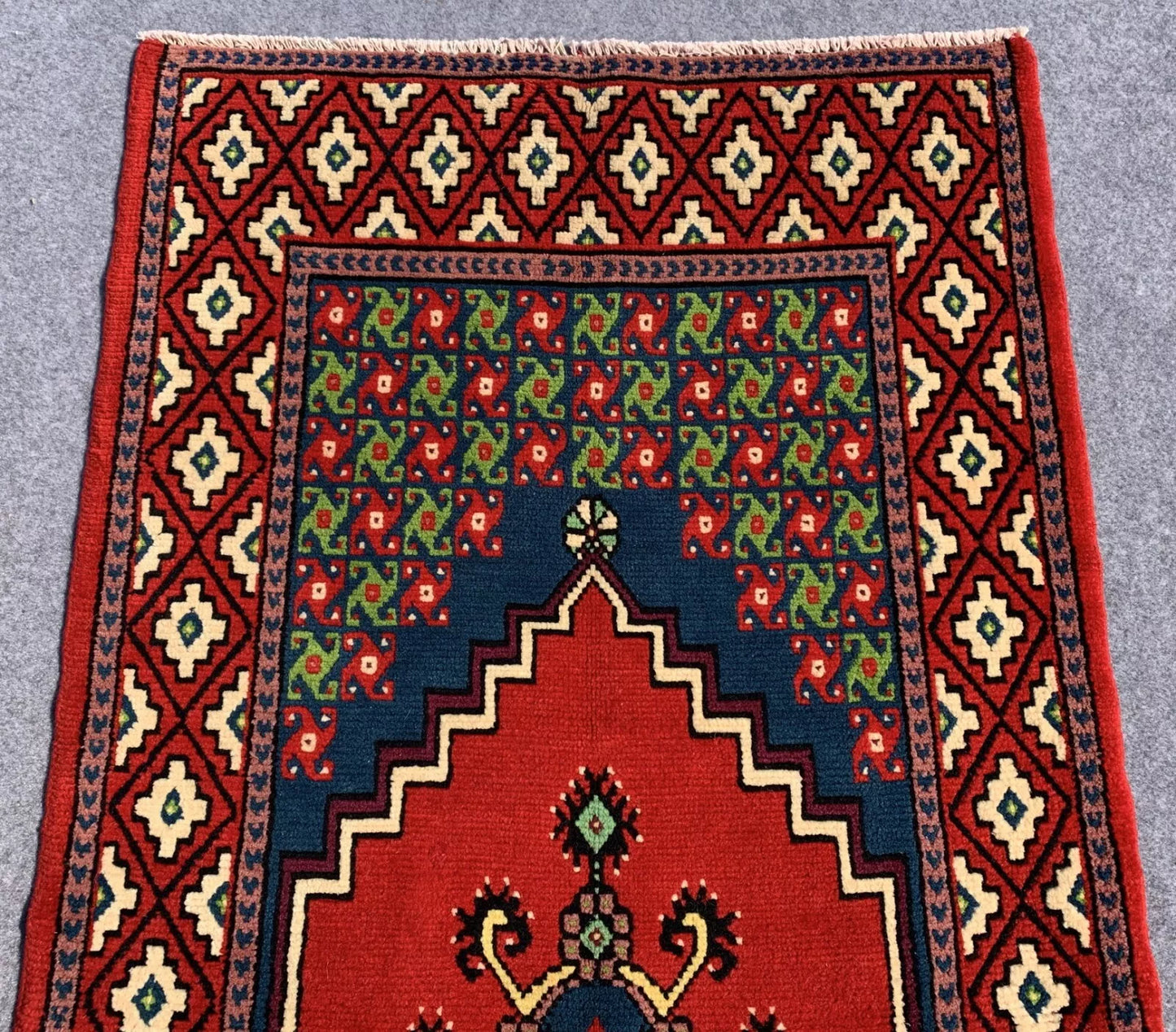 Authentic Hand Knotted Vintage Morocco Wool Area Rug 7 x 3 Ft