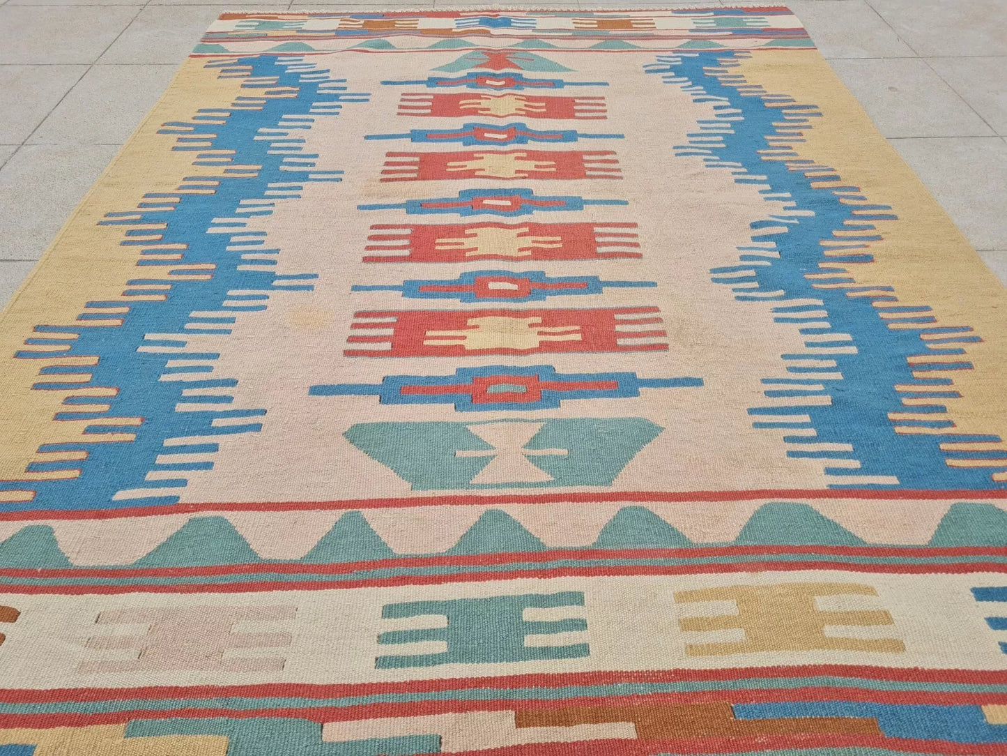 Authentic Hand Knotted Vintage Turkish Kilim Kilm Wool Area Rug 5 x 4 Ft