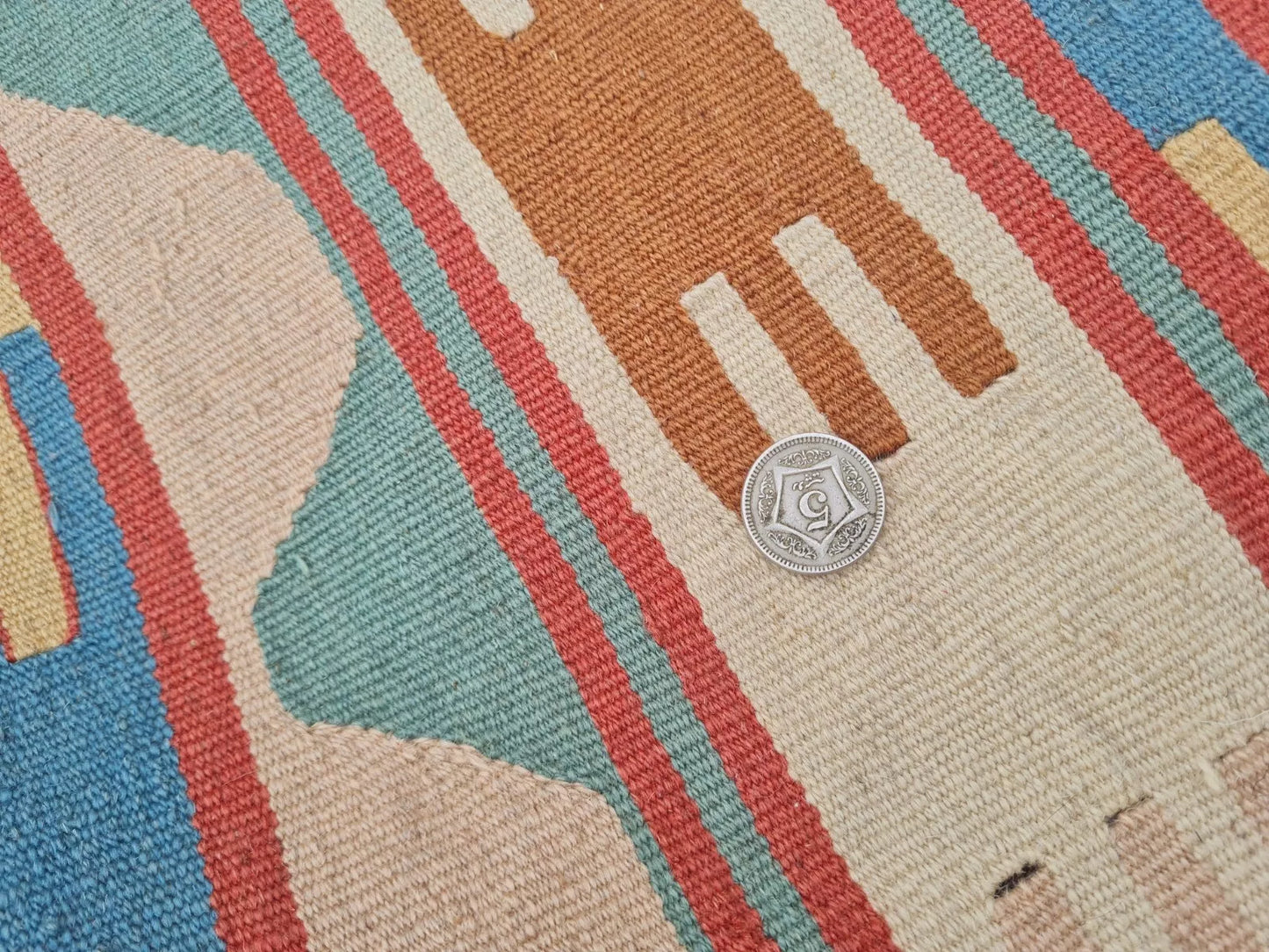Authentic Hand Knotted Vintage Turkish Kilim Kilm Wool Area Rug 5 x 4 Ft