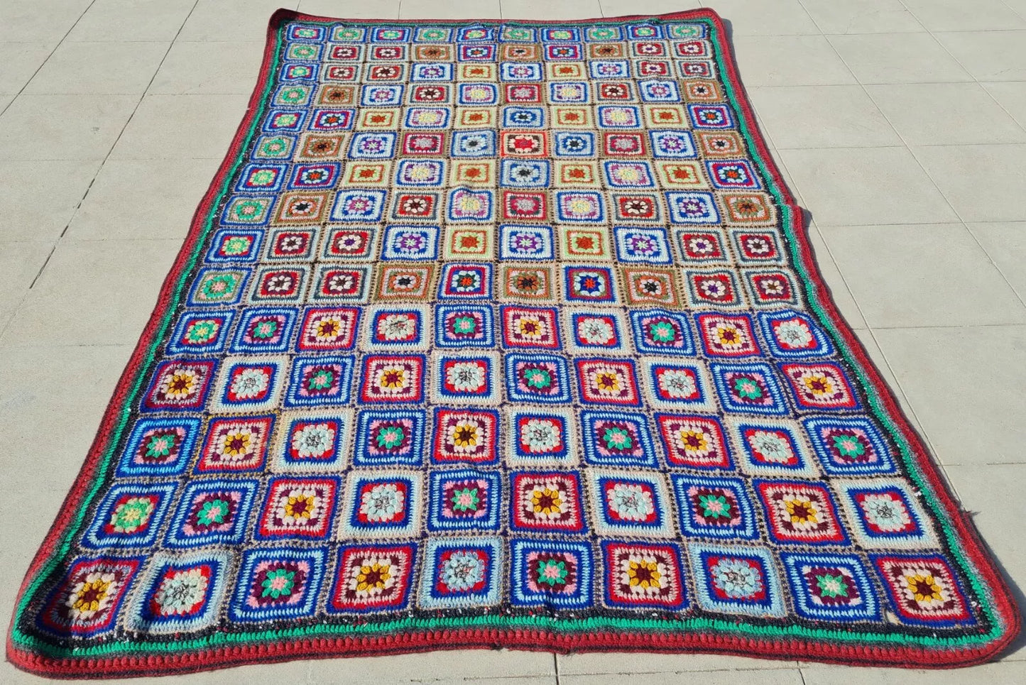 Roseann Couch Blanket Crocheted Colorful Core Boho 6 x 4 Ft