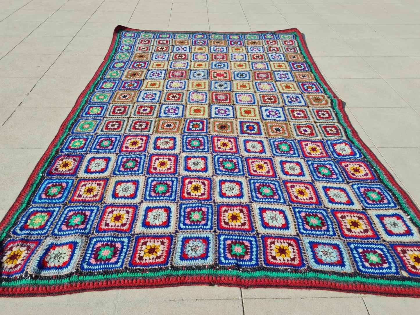 Roseann Couch Blanket Crocheted Colorful Core Boho 6 x 4 Ft
