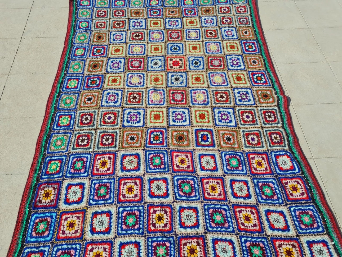 Roseann Couch Blanket Crocheted Colorful Core Boho 6 x 4 Ft