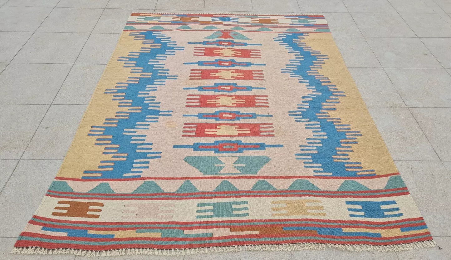 Authentic Hand Knotted Vintage Turkish Kilim Kilm Wool Area Rug 5 x 4 Ft